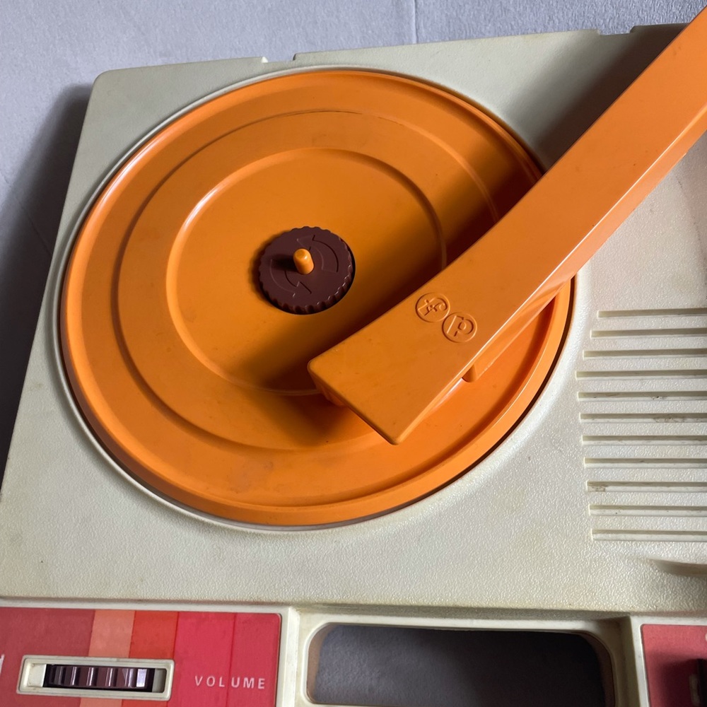 Vintage Fisher Price 1978 Portable Record Player #825 (847T) Orange Turntable - Picture 13 of 16